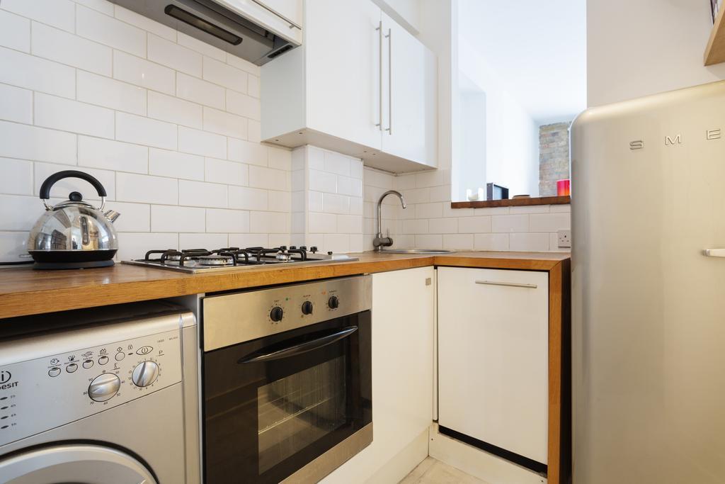 Veeve - Sophisticated Soho Apartment Londra Esterno foto